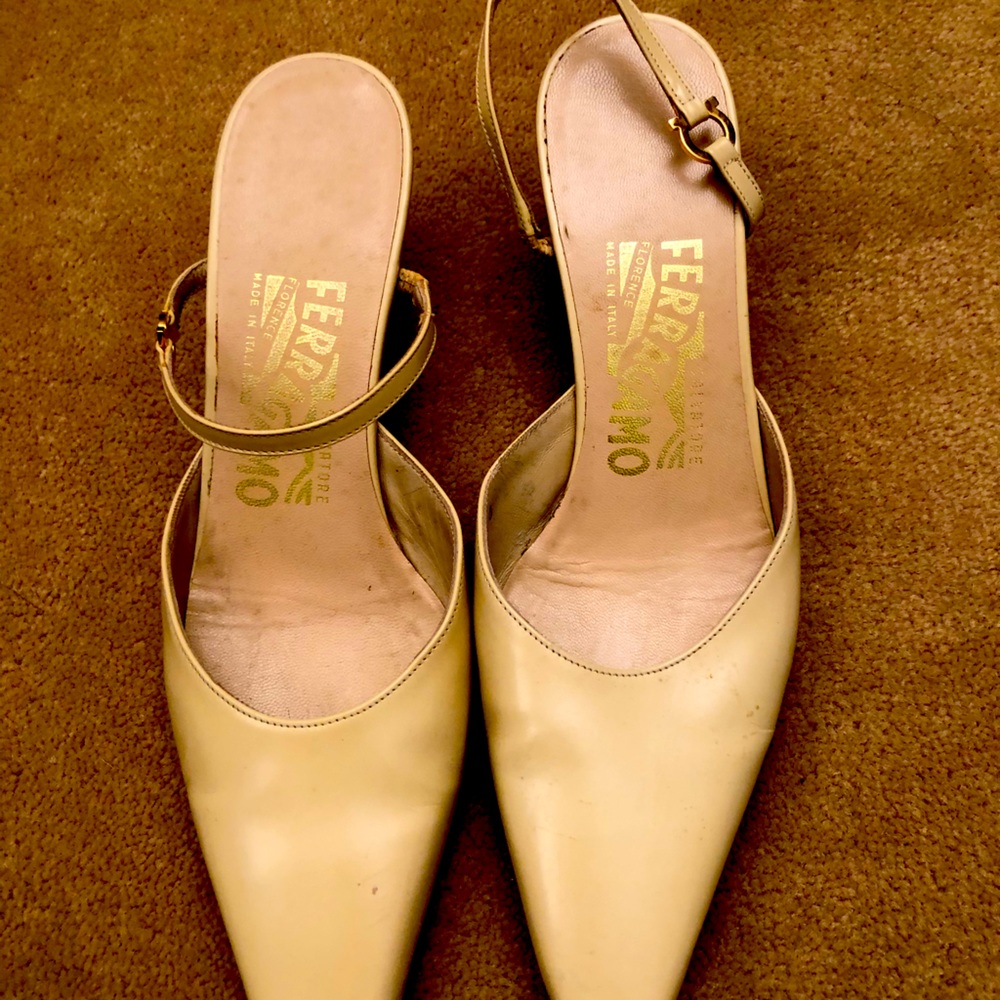 Sling Back pumps with signature hardware buckle